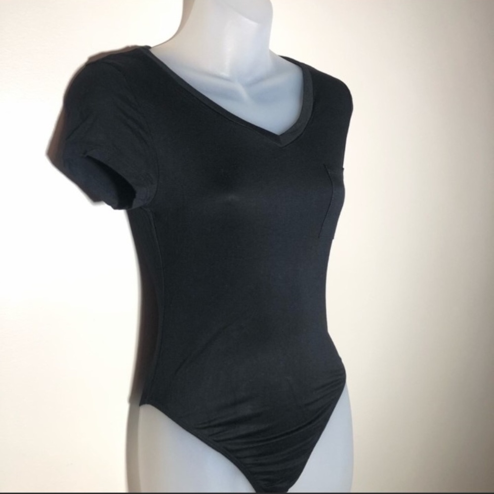 NWT Impulsive Black Bodysuit Top Size Medium‎